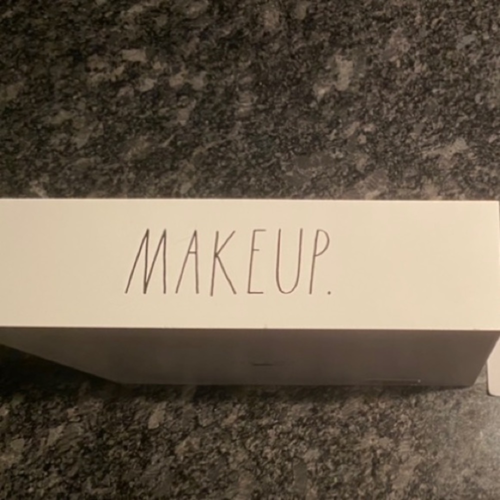Brand New Rae Dunn “Makeup” Makeup Tray